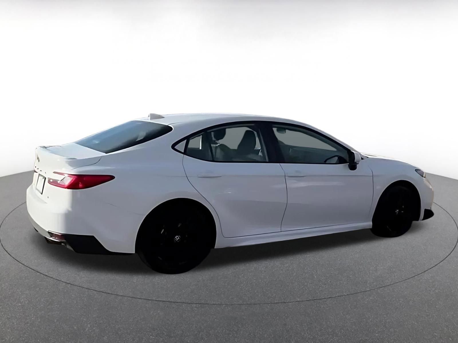 Thumbnail: 2025 Toyota Camry - 9