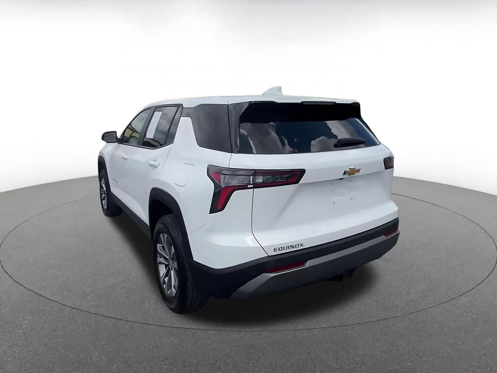 Thumbnail: 2025 Chevrolet Equinox - 9