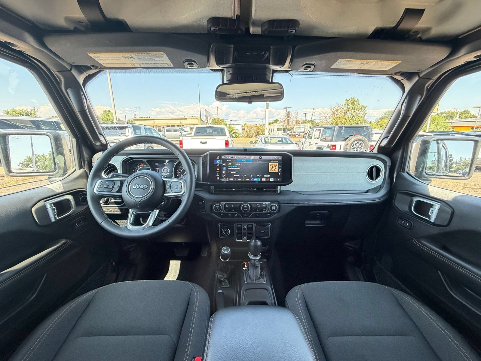 Thumbnail: 2025 Jeep Wrangler - 32