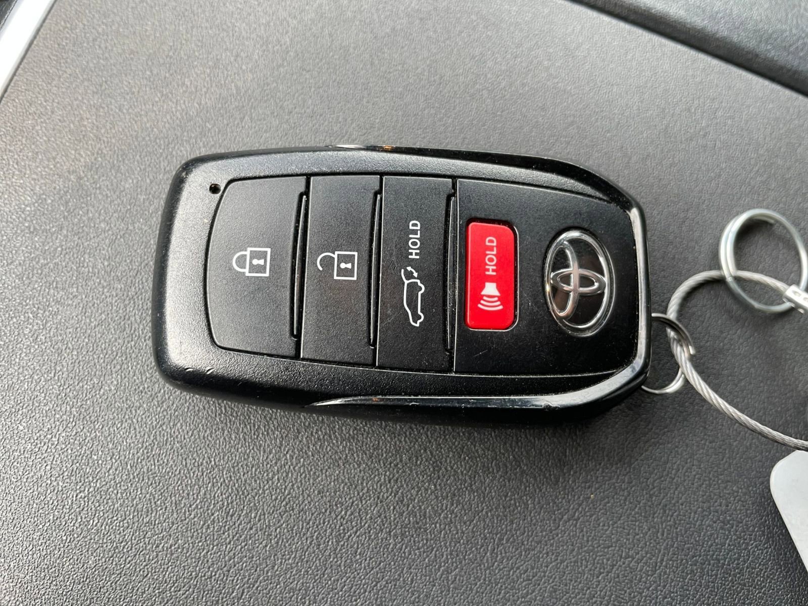 Thumbnail: 2025 Toyota Highlander - 21