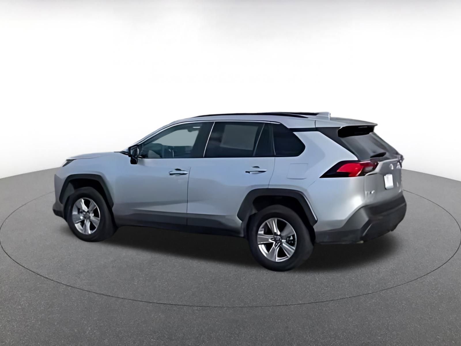 Thumbnail: 2025 Toyota RAV4 - 15