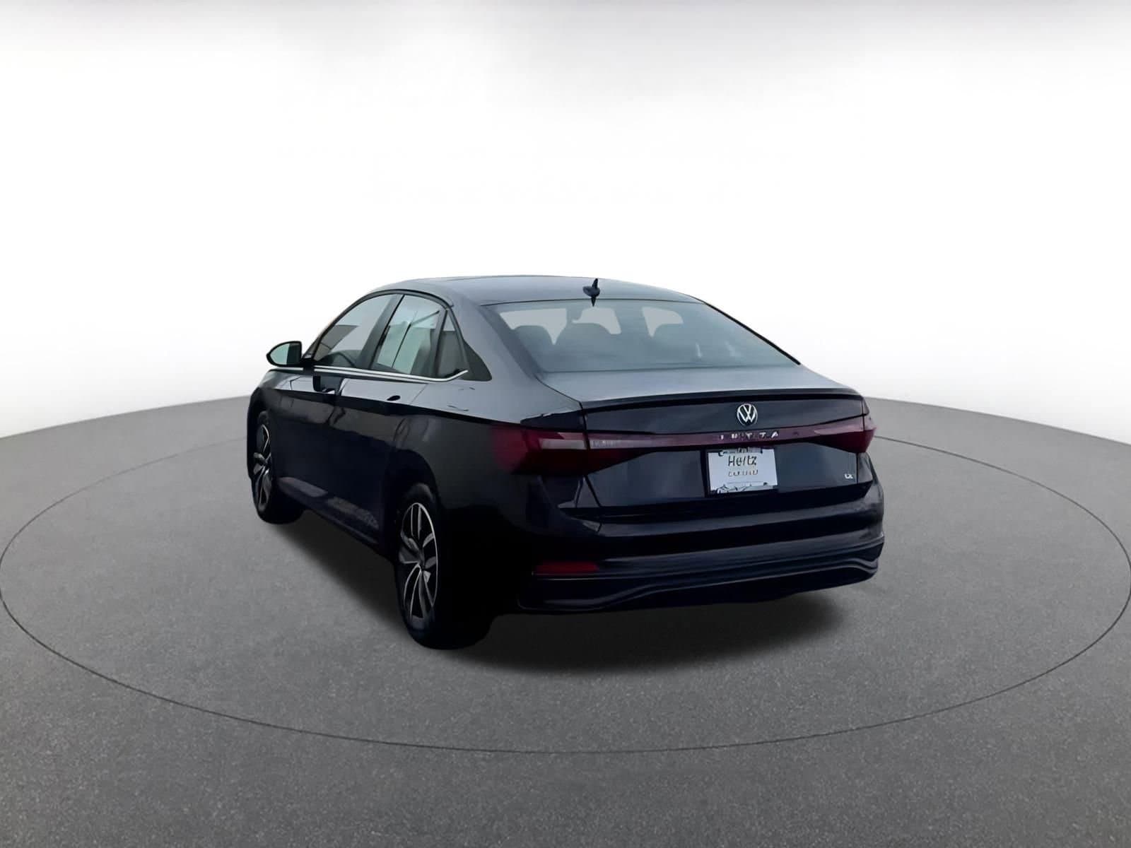 Thumbnail: 2025 Volkswagen Jetta - 10