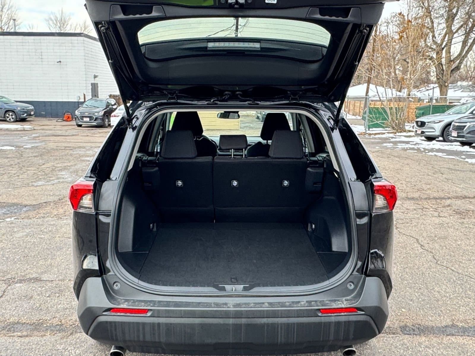 Thumbnail: 2025 Toyota RAV4 - 30