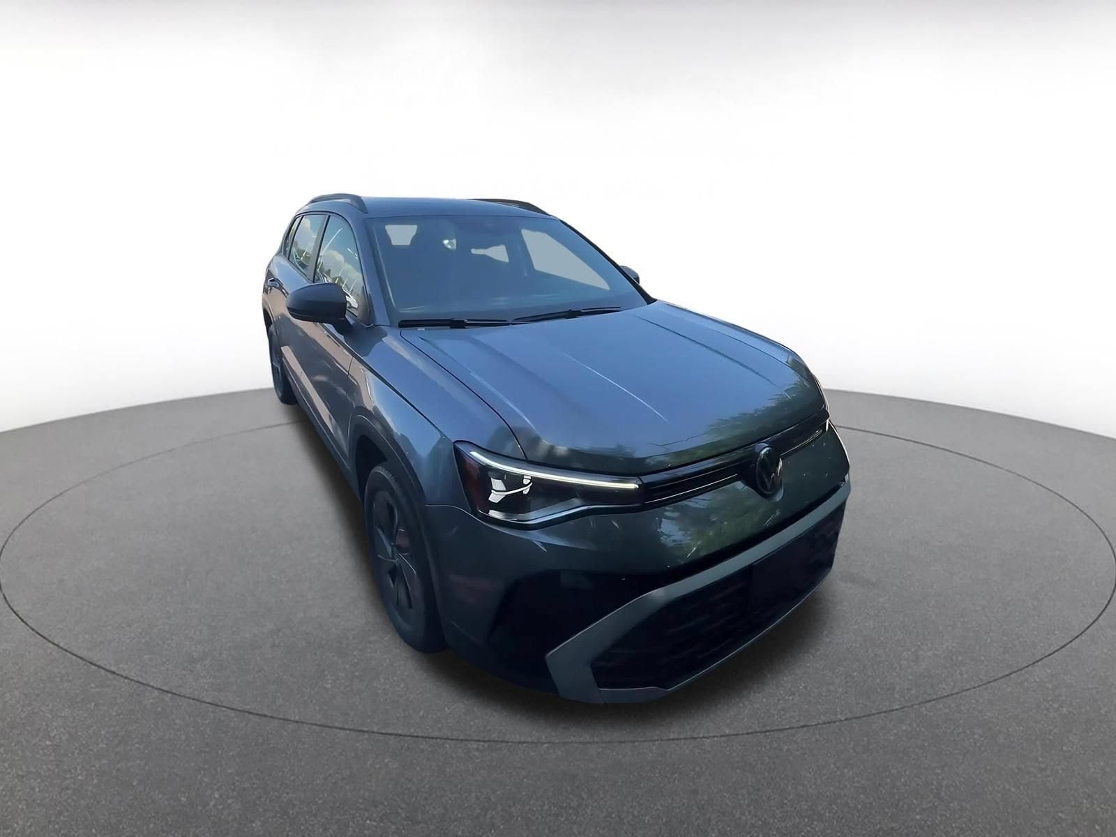 Thumbnail: 2026 Volkswagen Taos - 3
