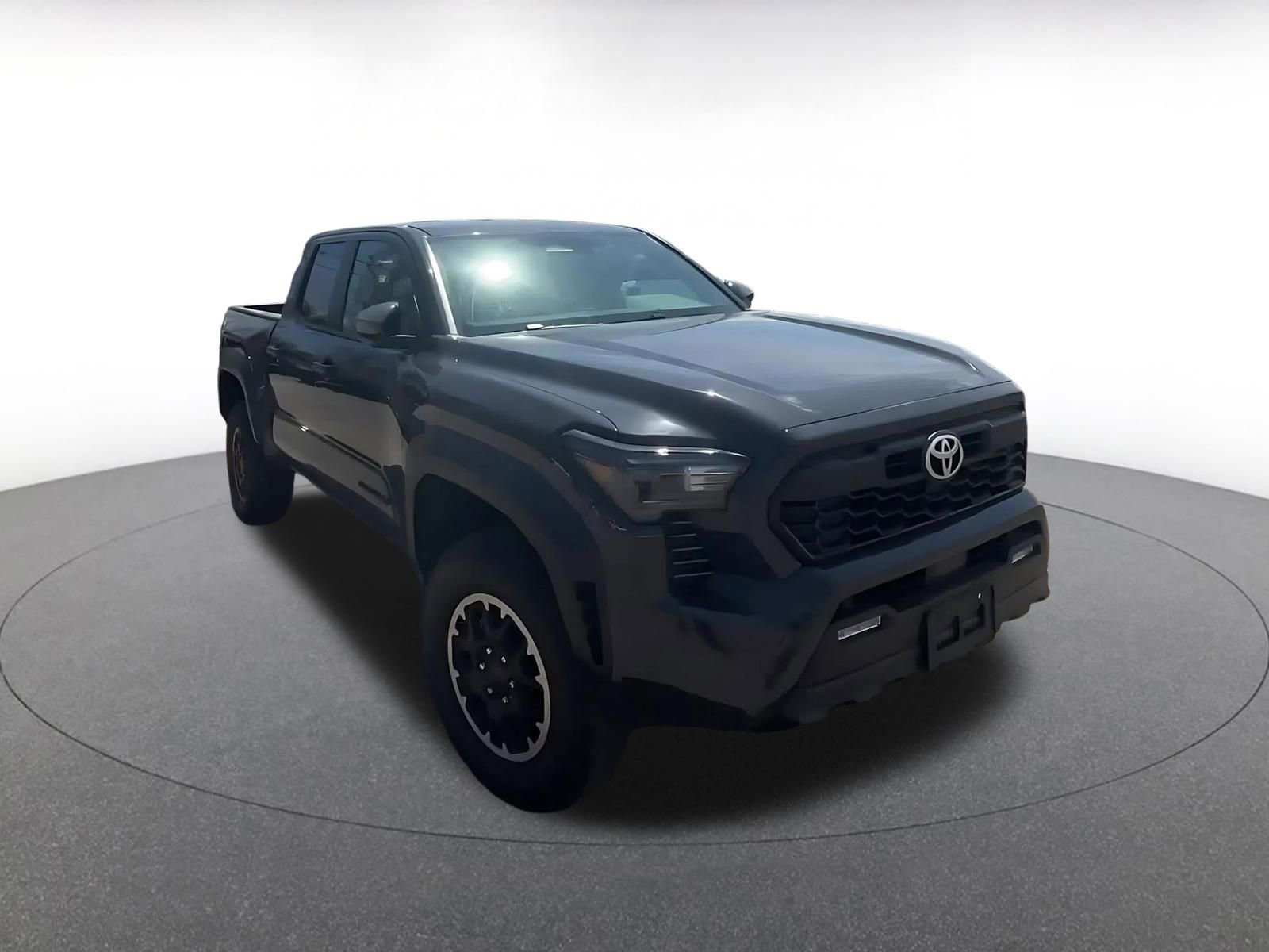 Thumbnail: 2025 Toyota Tacoma - 3
