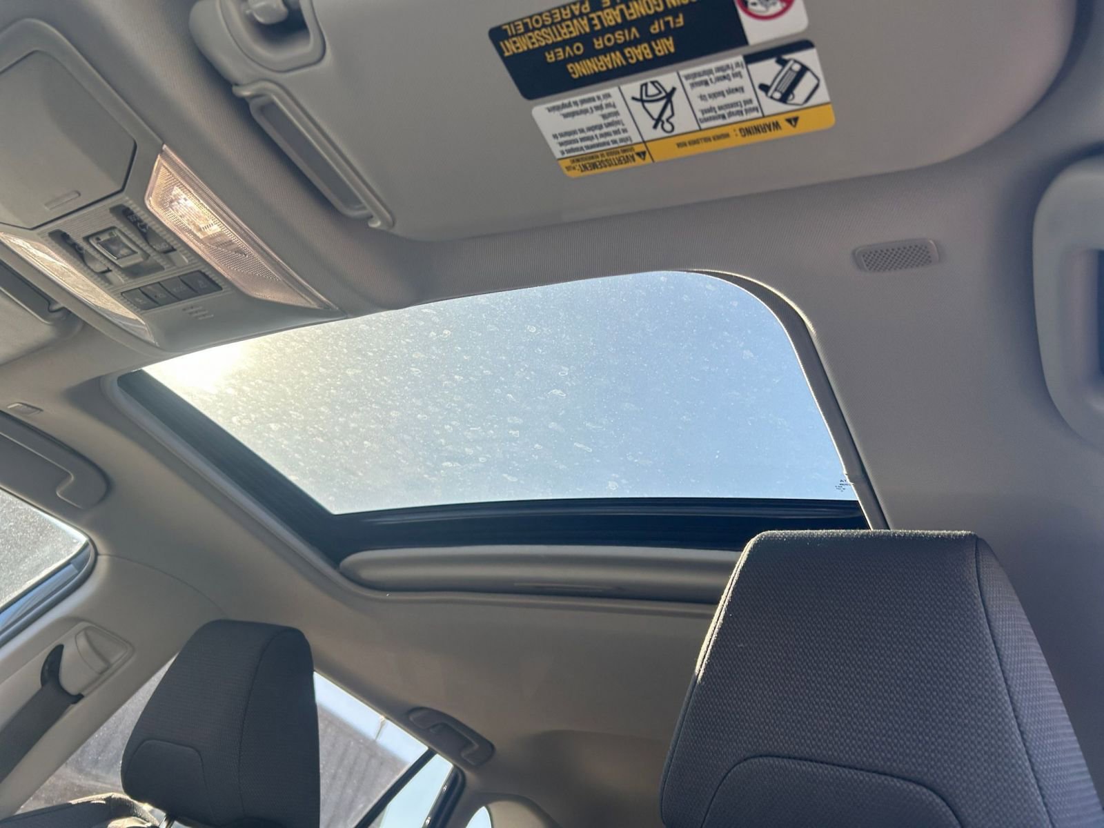 Thumbnail: 2025 Toyota RAV4 - 30