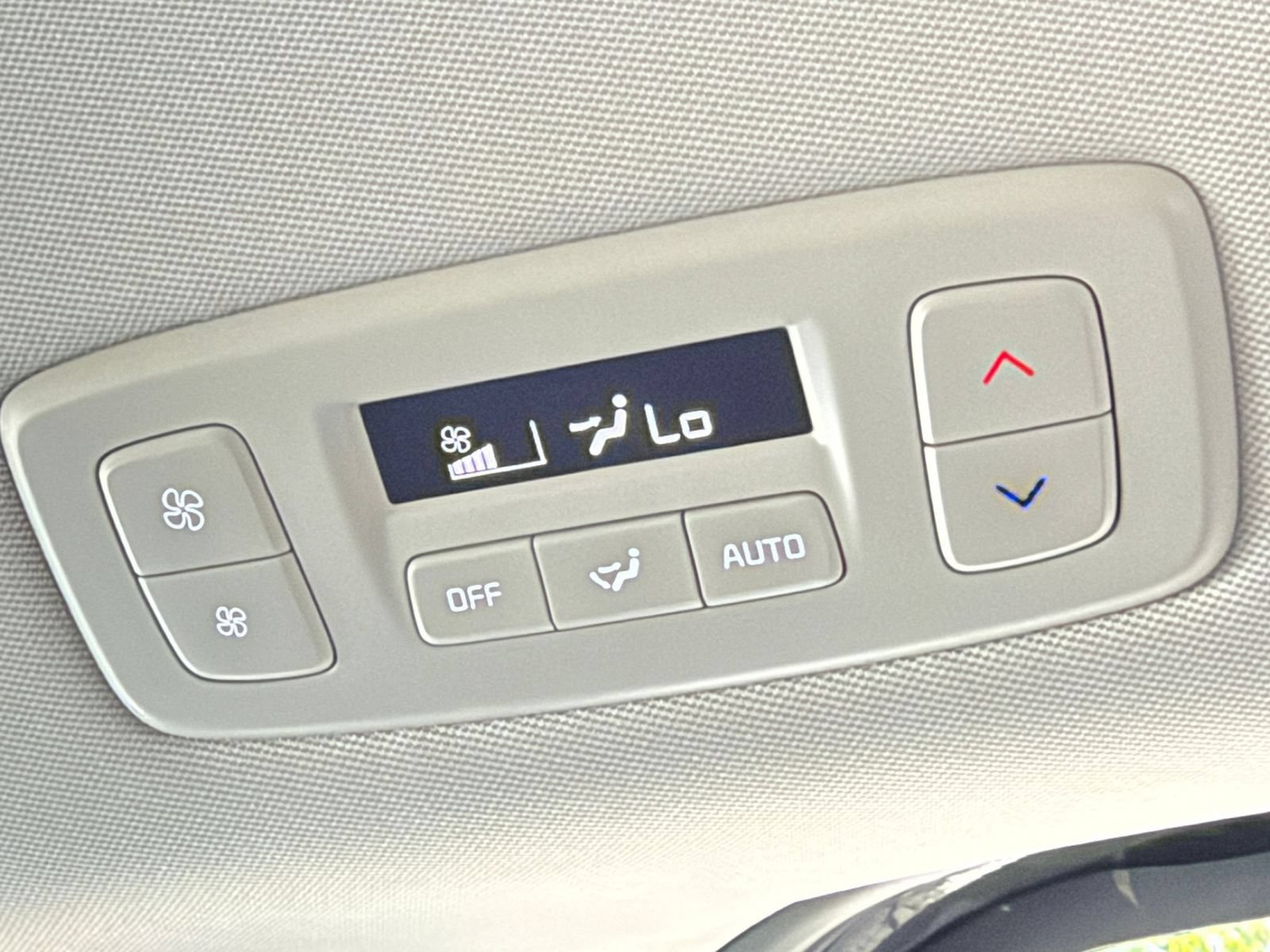Thumbnail: 2026 Kia Carnival - 22