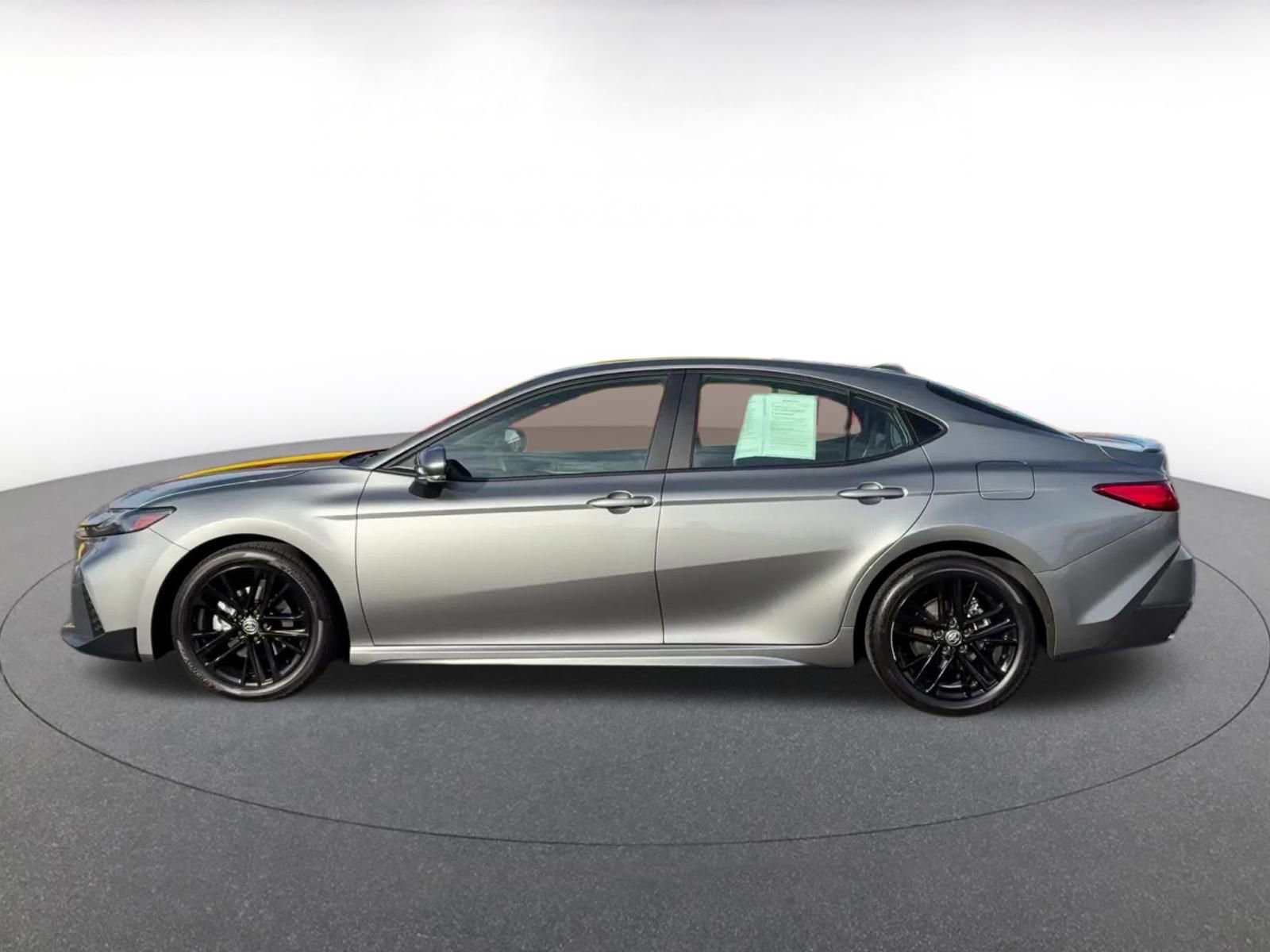 Thumbnail: 2025 Toyota Camry - 9