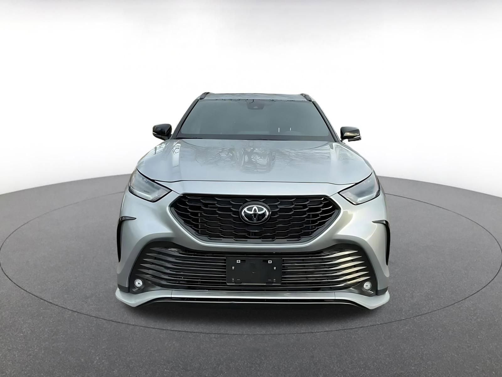 Thumbnail: 2025 Toyota Highlander - 4