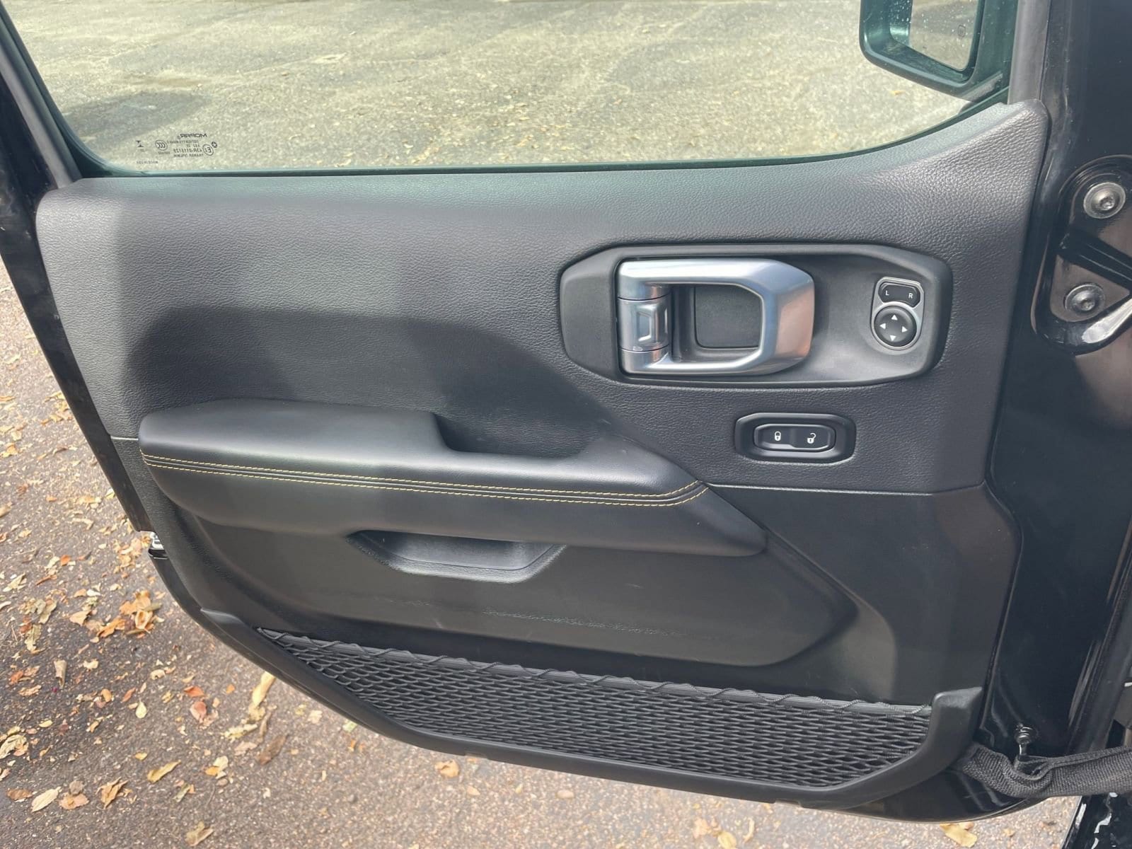 Thumbnail: 2025 Jeep Wrangler - 20