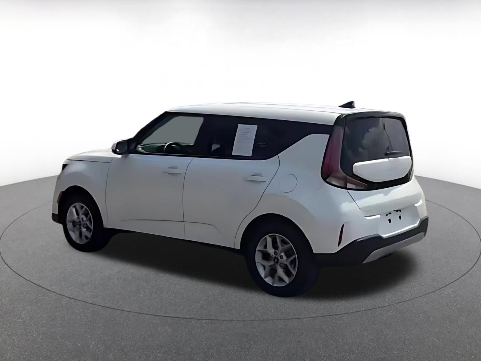 Thumbnail: 2025 Kia Soul - 8