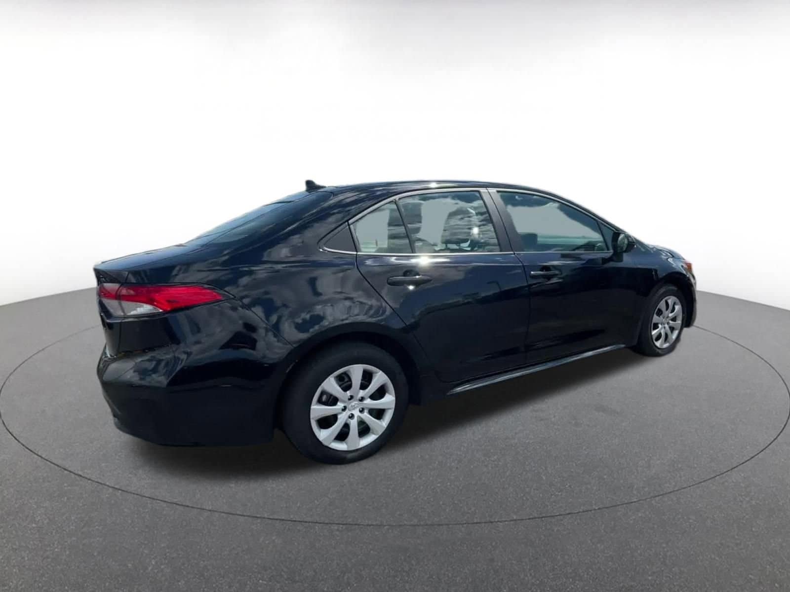 Thumbnail: 2024 Toyota Corolla - 15