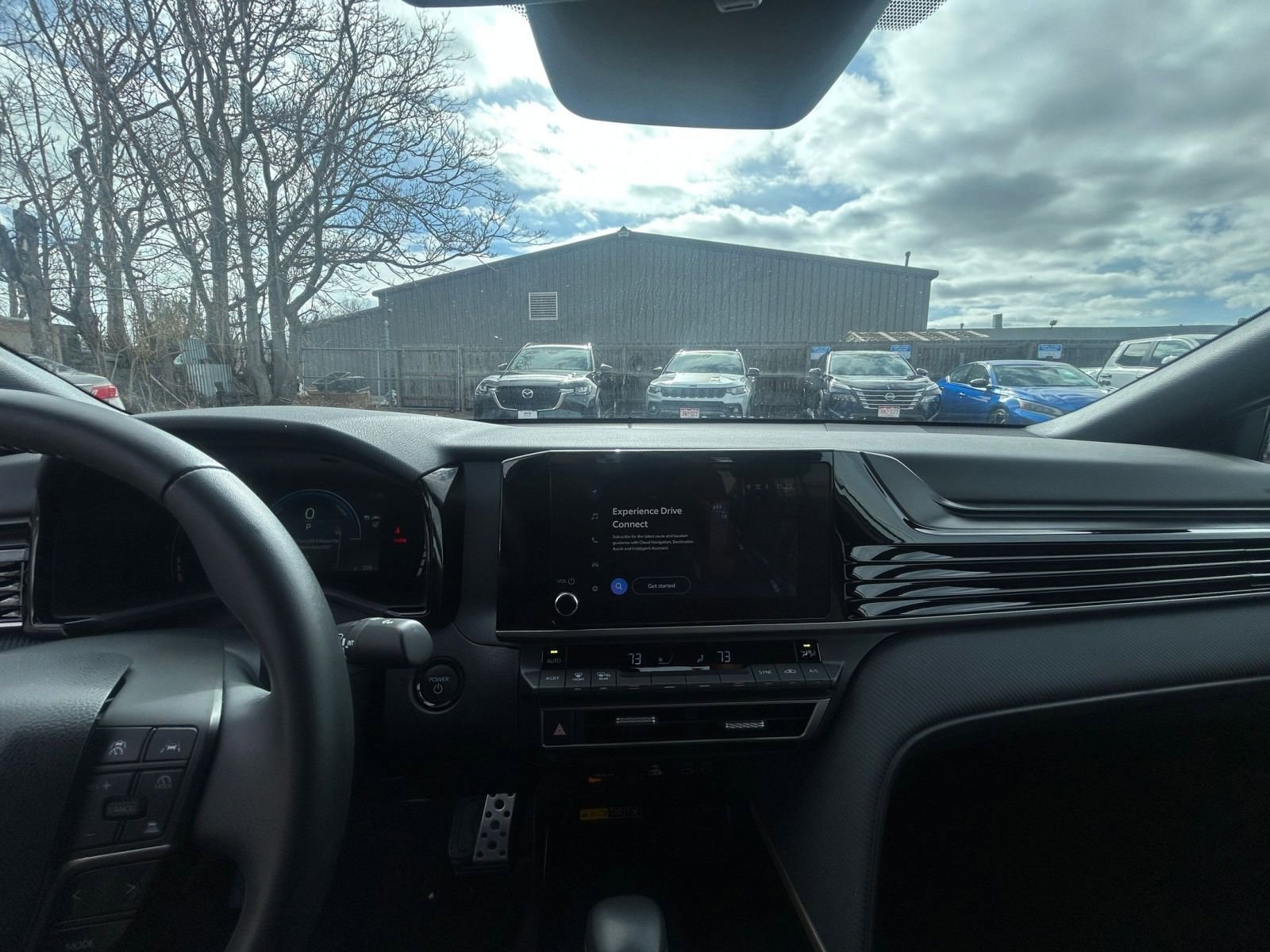 Thumbnail: 2025 Toyota Camry - 31