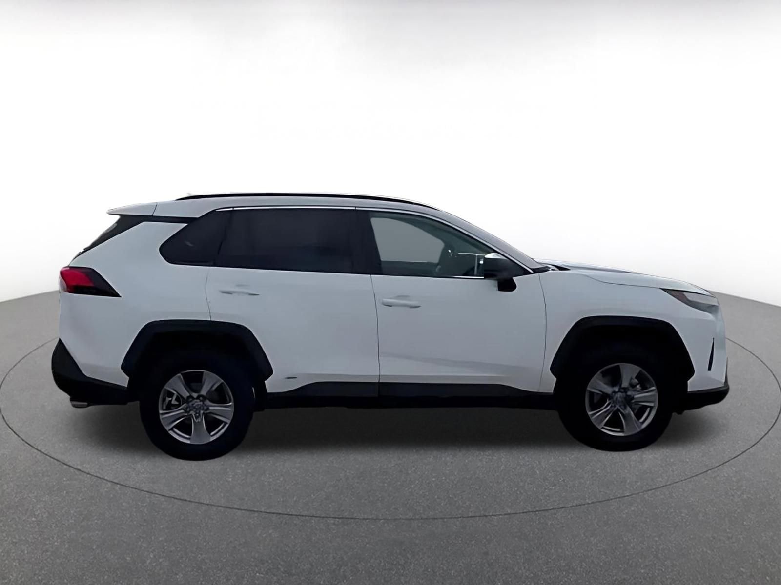 Thumbnail: 2025 Toyota RAV4 - 11