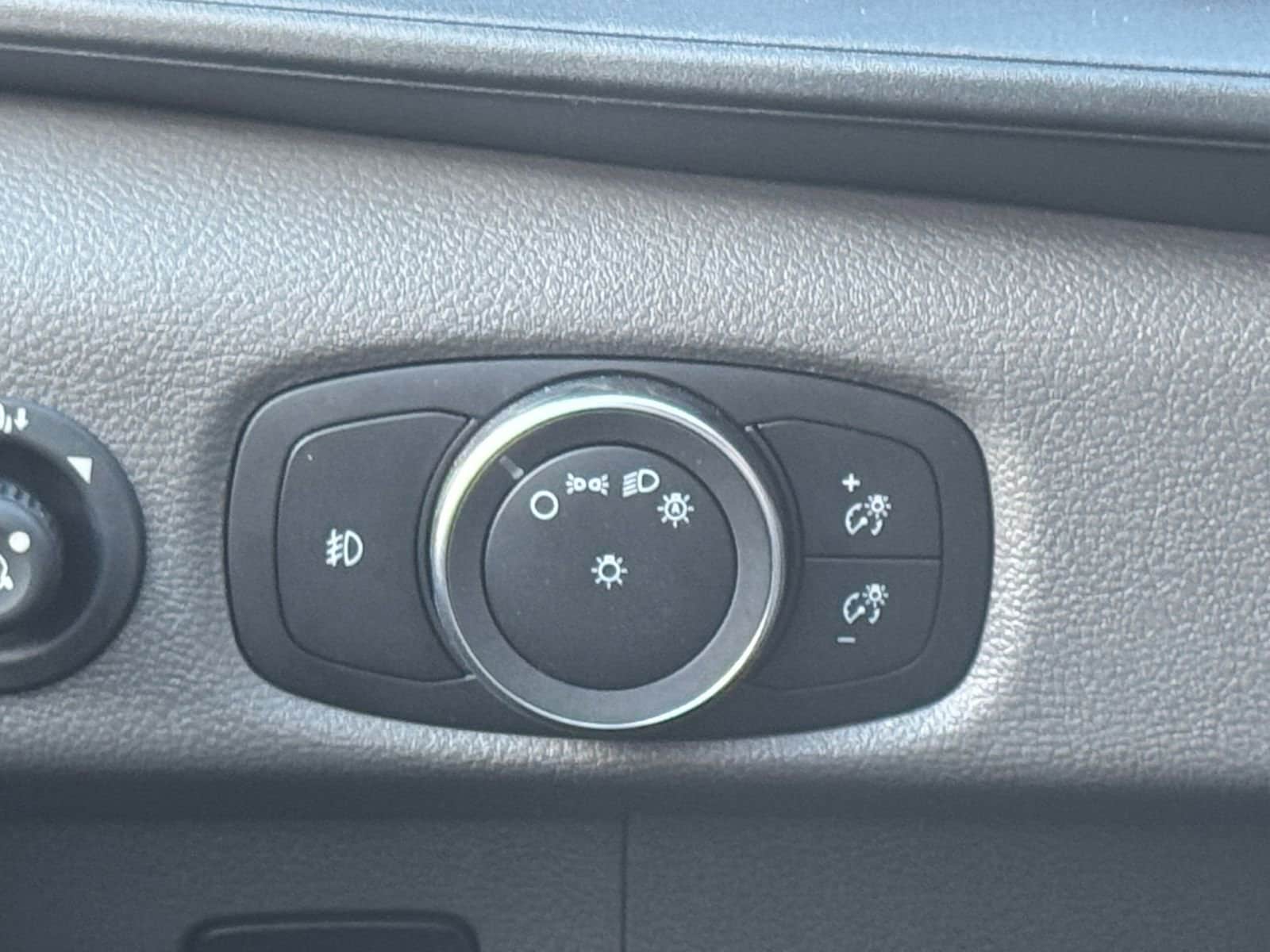 Thumbnail: 2024 Ford Econoline - 33