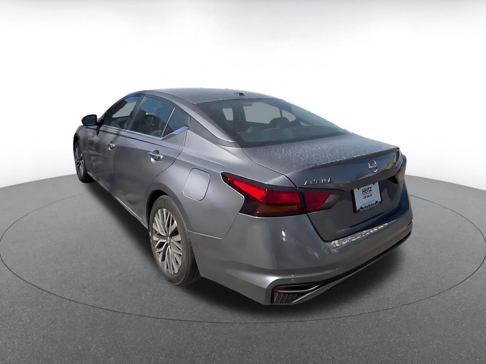 Thumbnail: 2025 Nissan Altima - 11