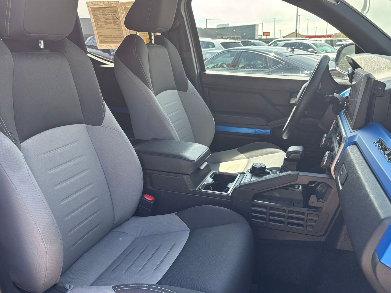 Thumbnail: 2025 Toyota Tacoma - 33