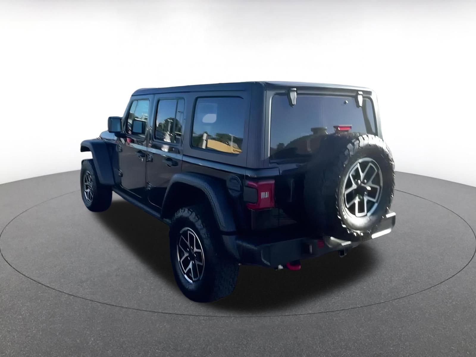 Thumbnail: 2025 Jeep Wrangler - 15