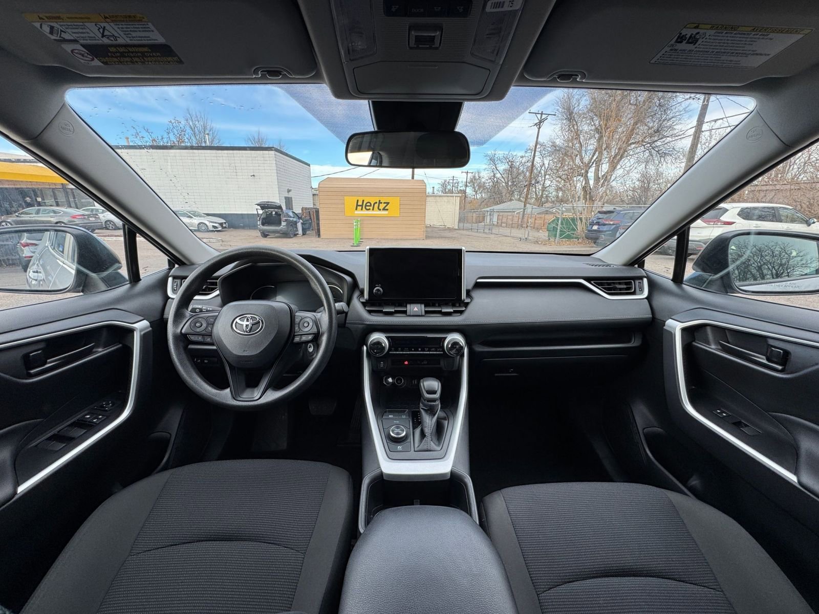 Thumbnail: 2025 Toyota RAV4 - 32