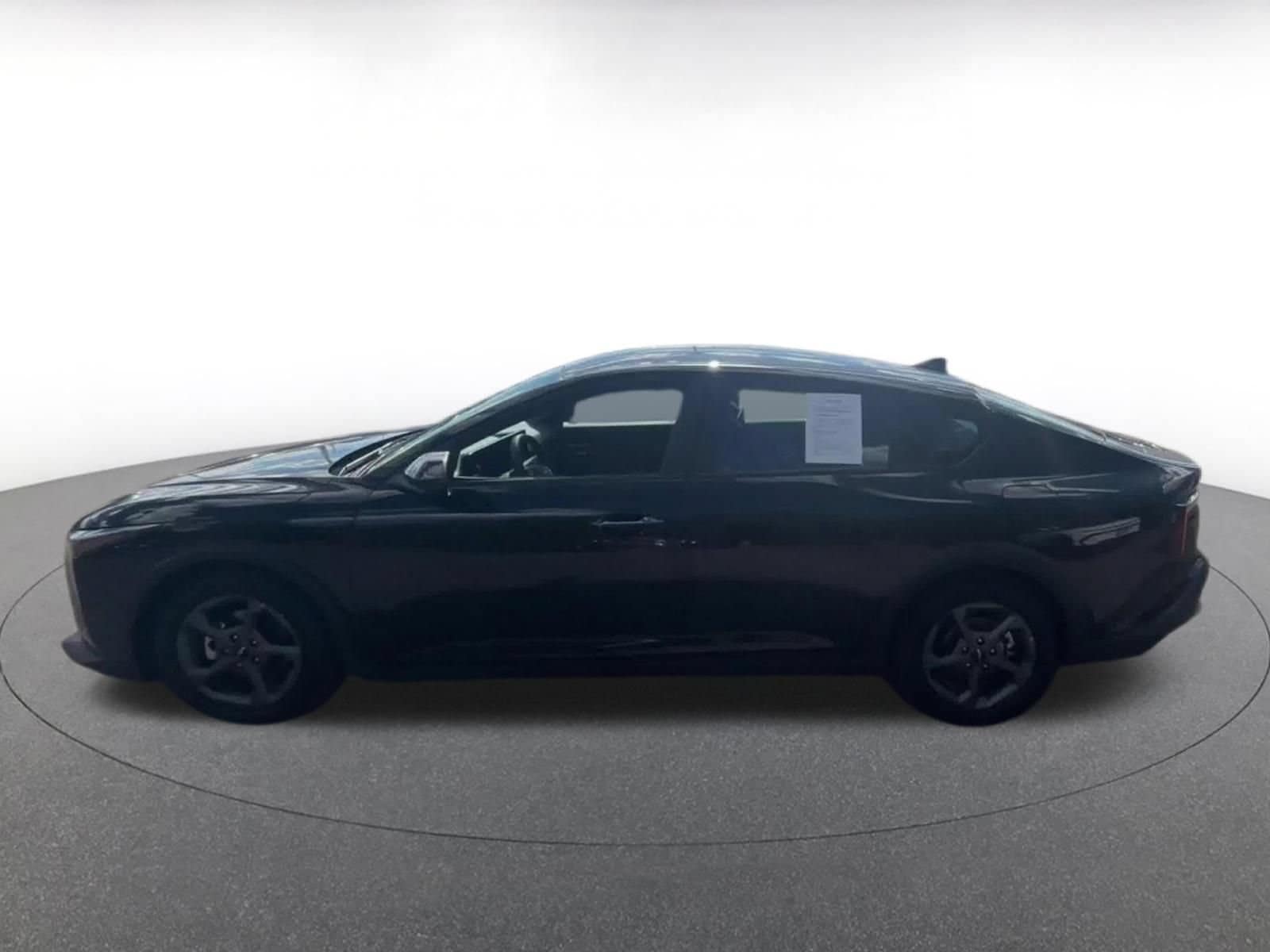 Thumbnail: 2025 Kia K4 - 9