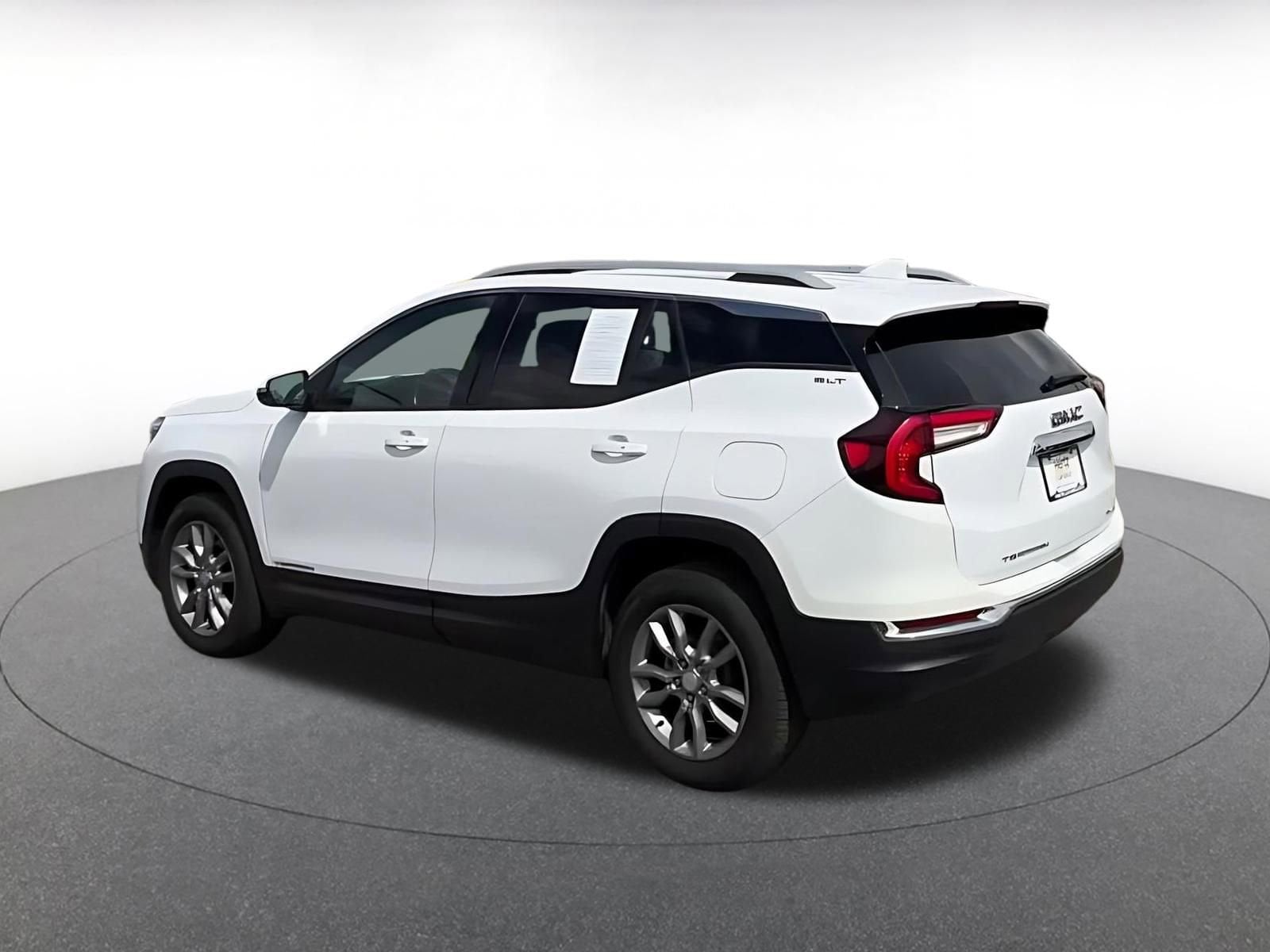 Thumbnail: 2024 GMC Terrain - 10