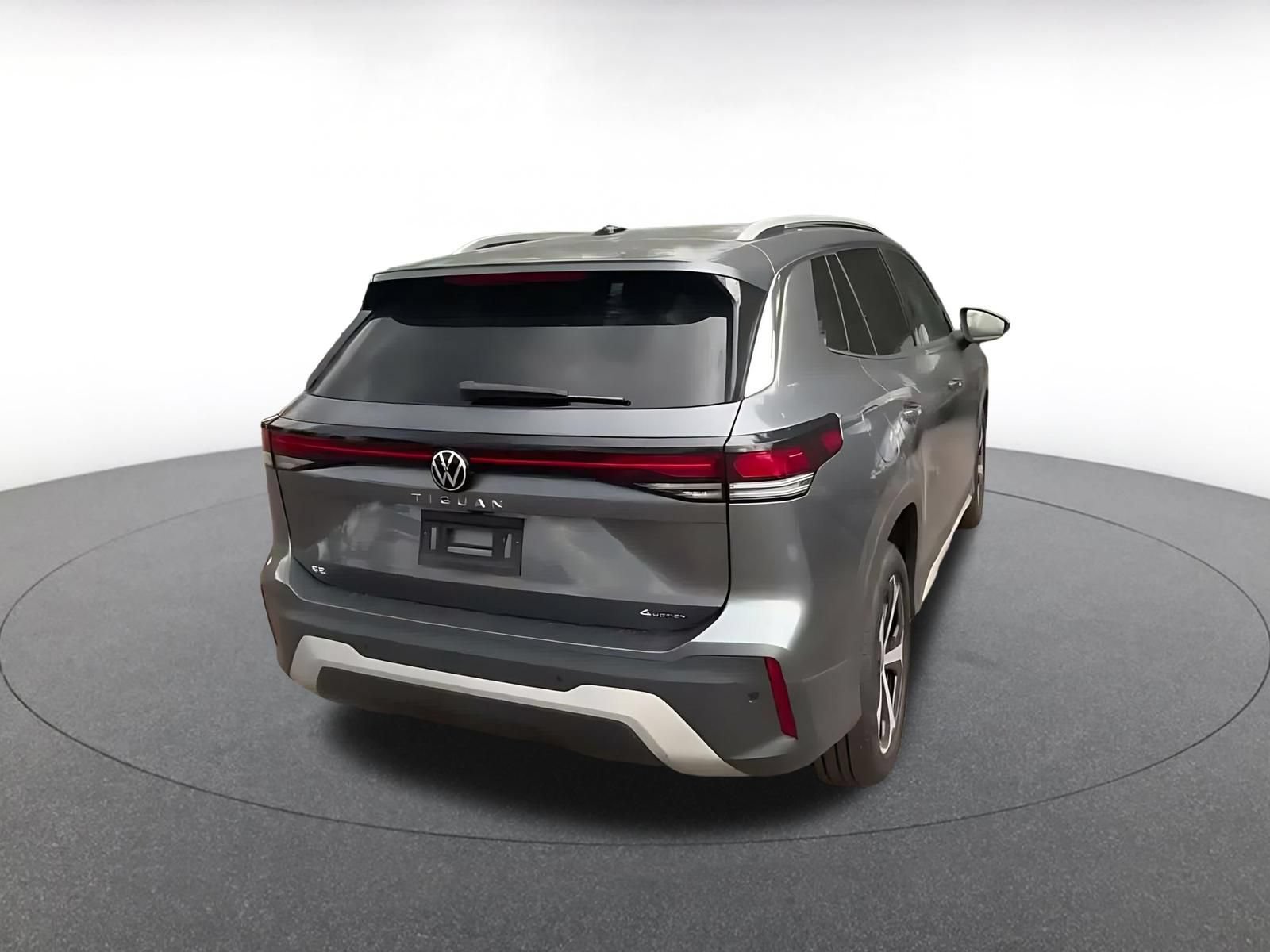 Thumbnail: 2026 Volkswagen Tiguan - 14