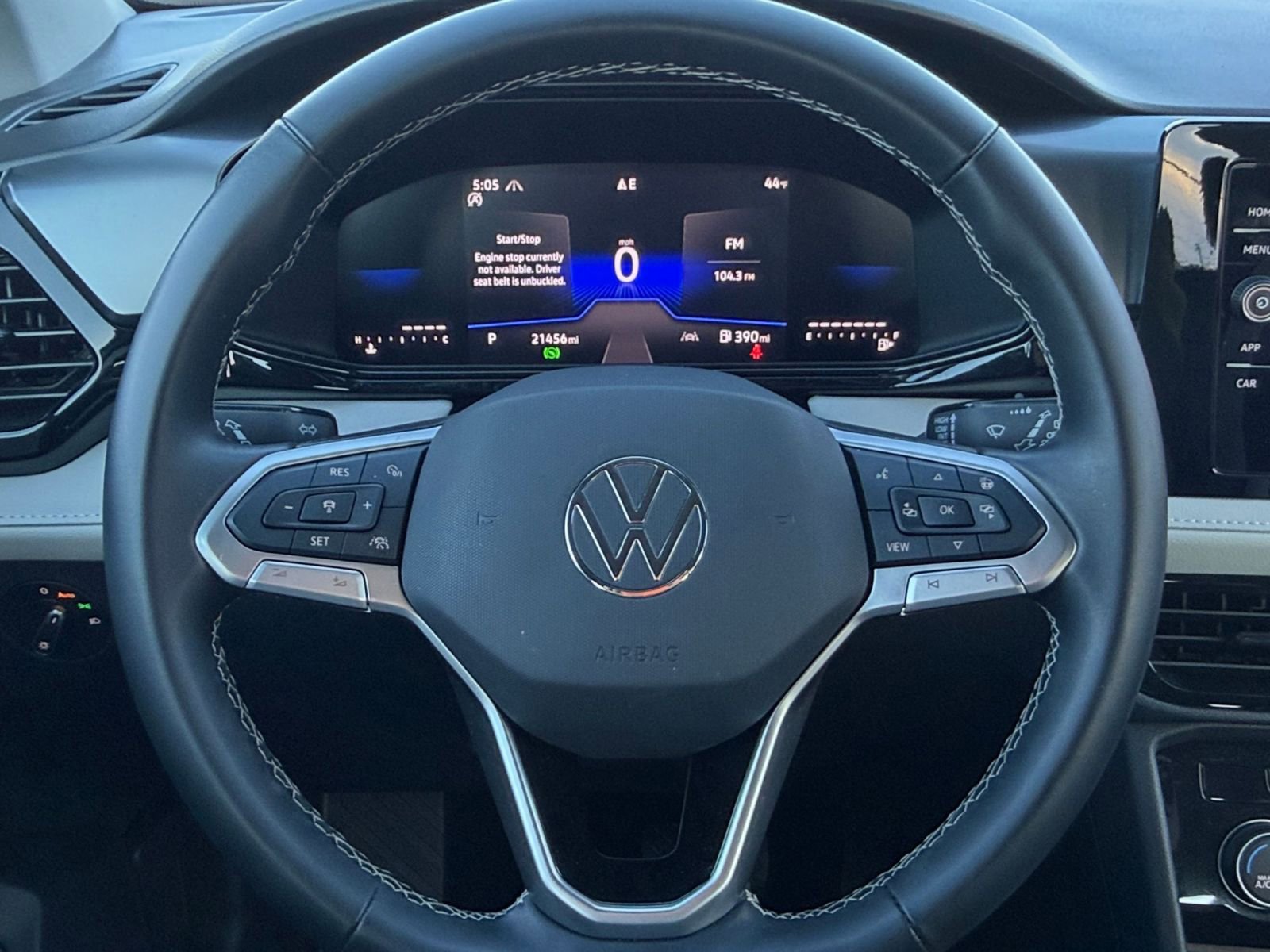 Thumbnail: 2025 Volkswagen Taos - 25