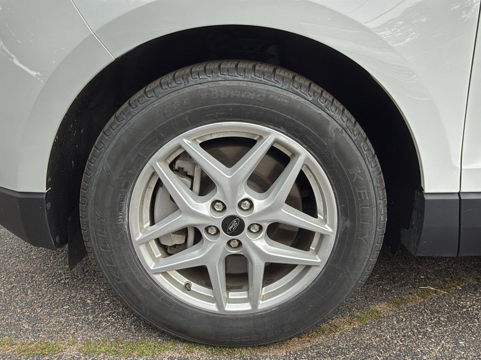 Thumbnail: 2024 Ford Edge - 29