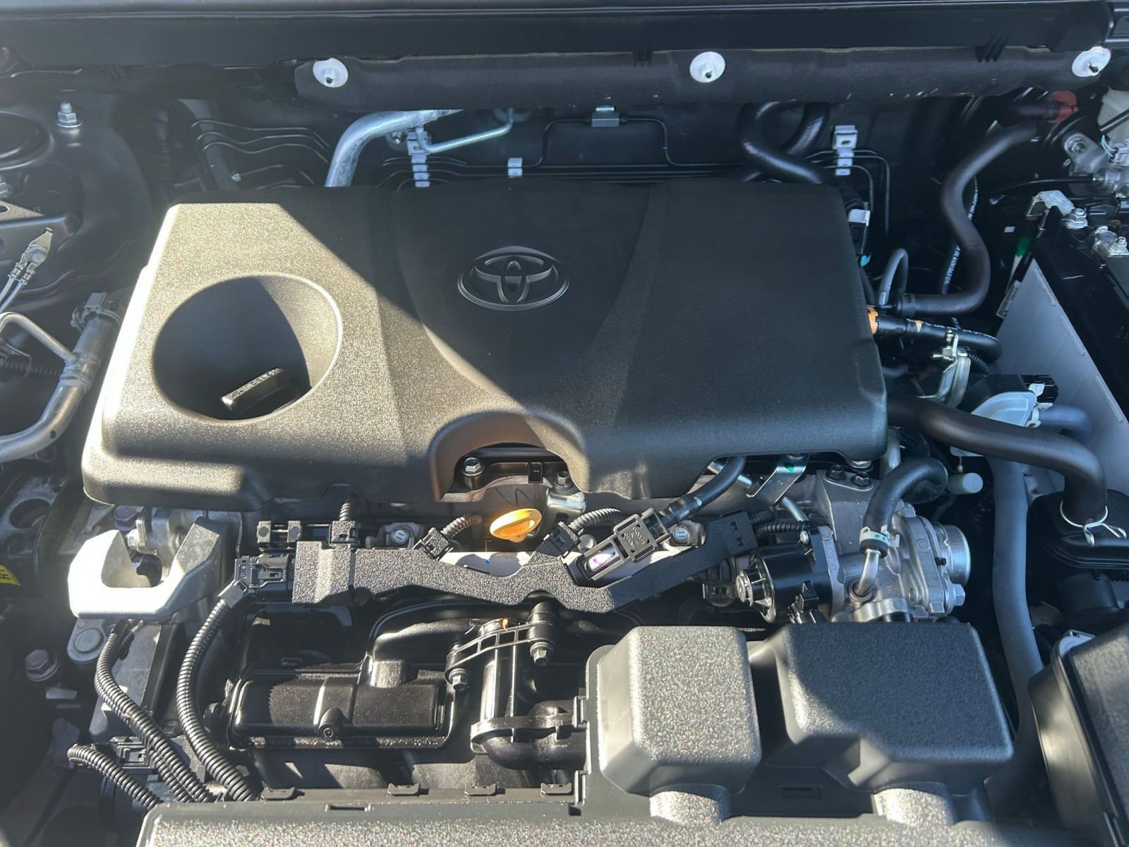 Thumbnail: 2025 Toyota RAV4 - 34