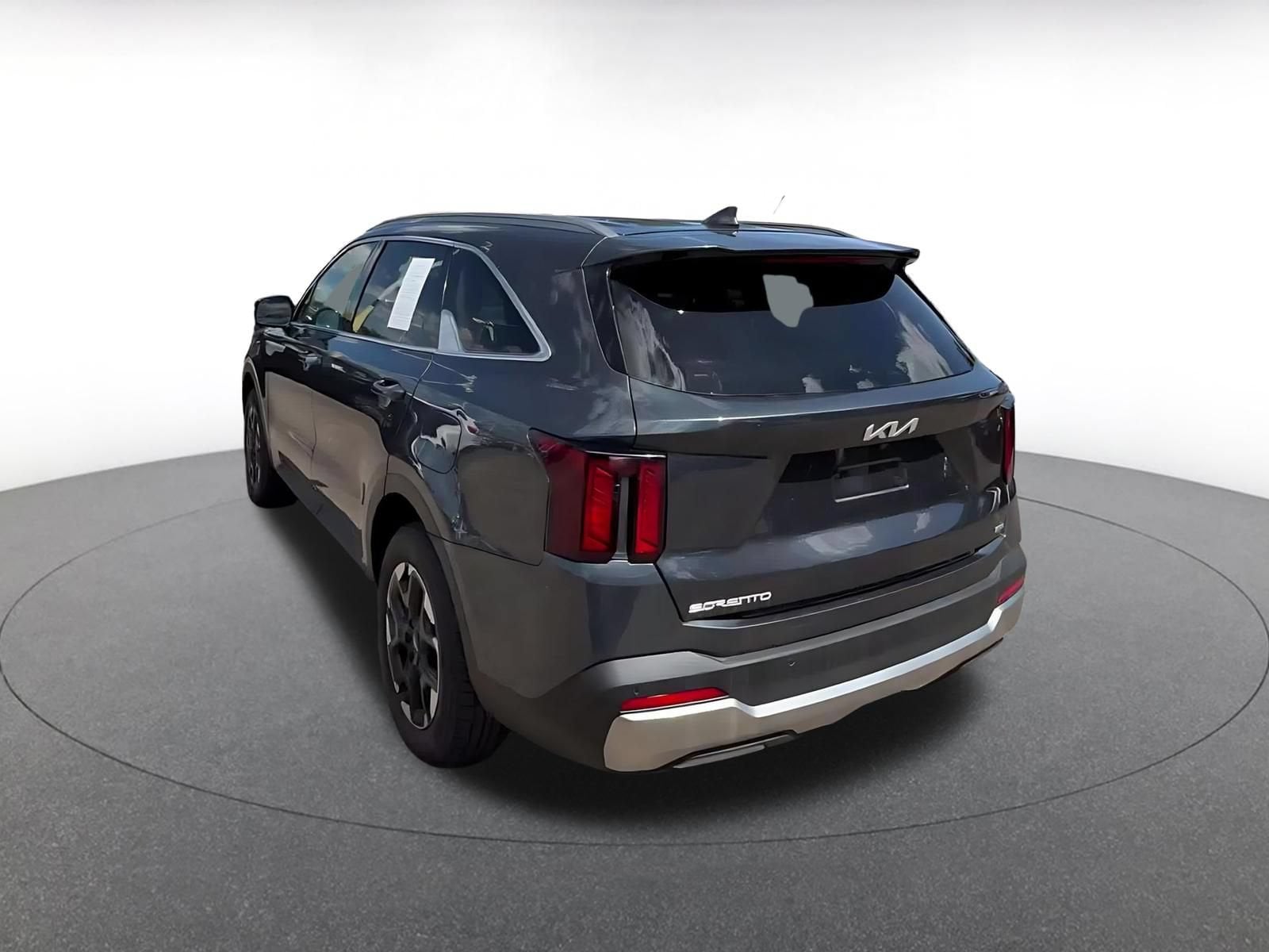 Thumbnail: 2024 Kia Sorento - 12