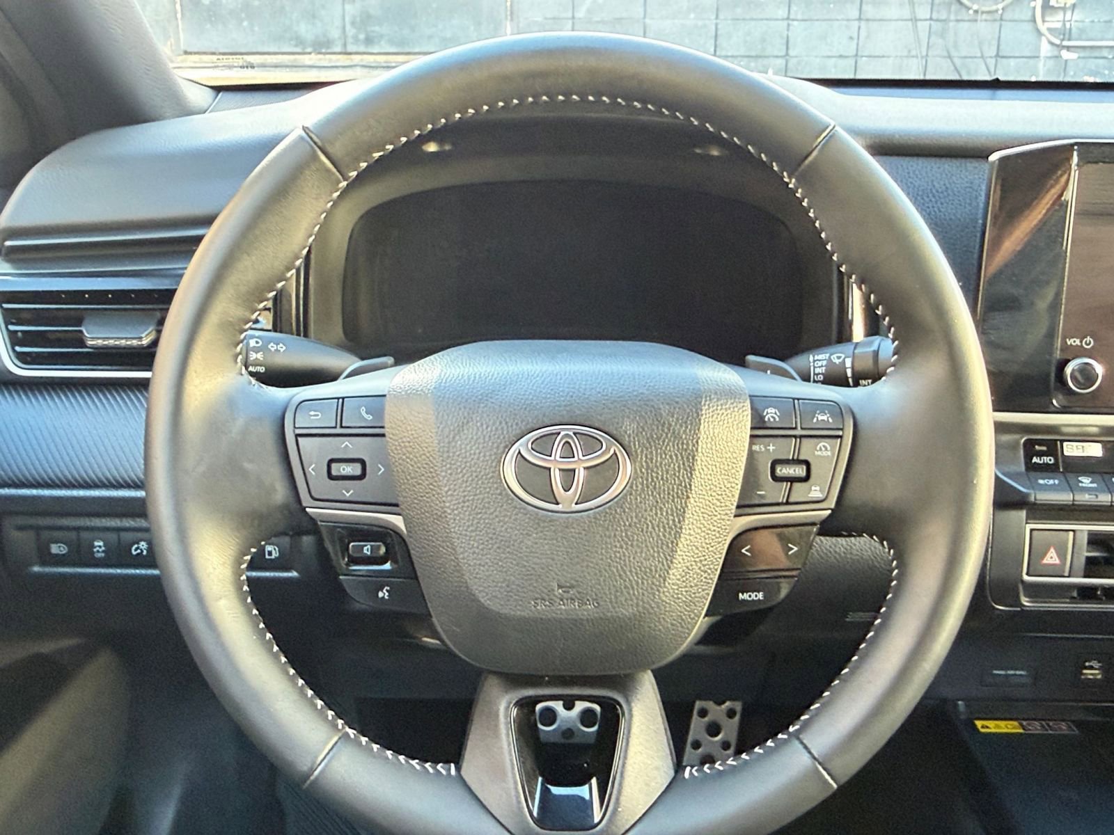 Thumbnail: 2025 Toyota Camry - 28