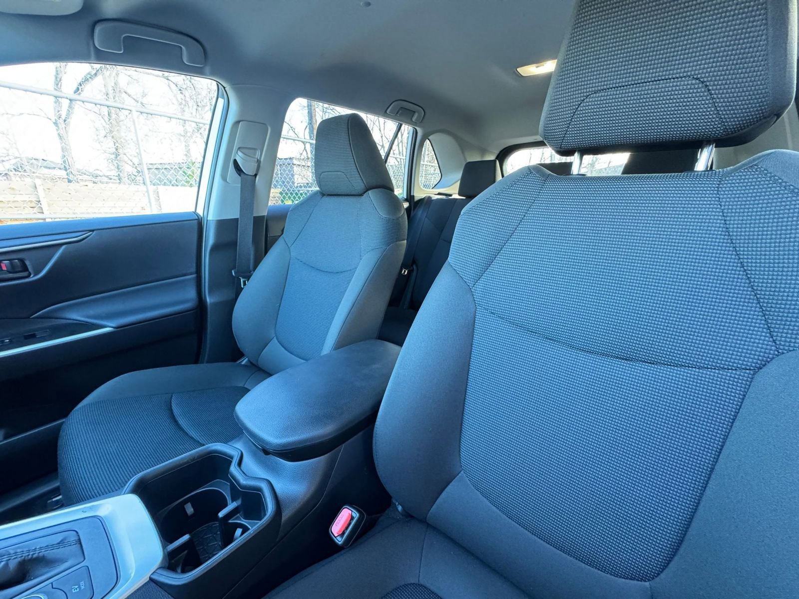 Thumbnail: 2025 Toyota RAV4 - 35