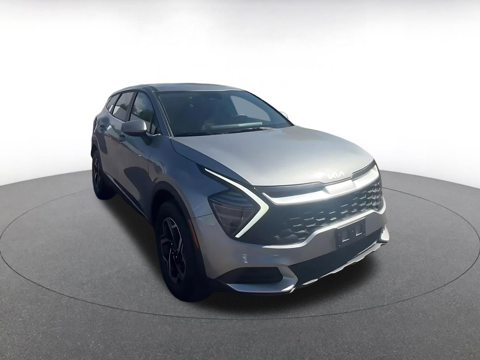 Thumbnail: 2025 Kia Sportage - 3
