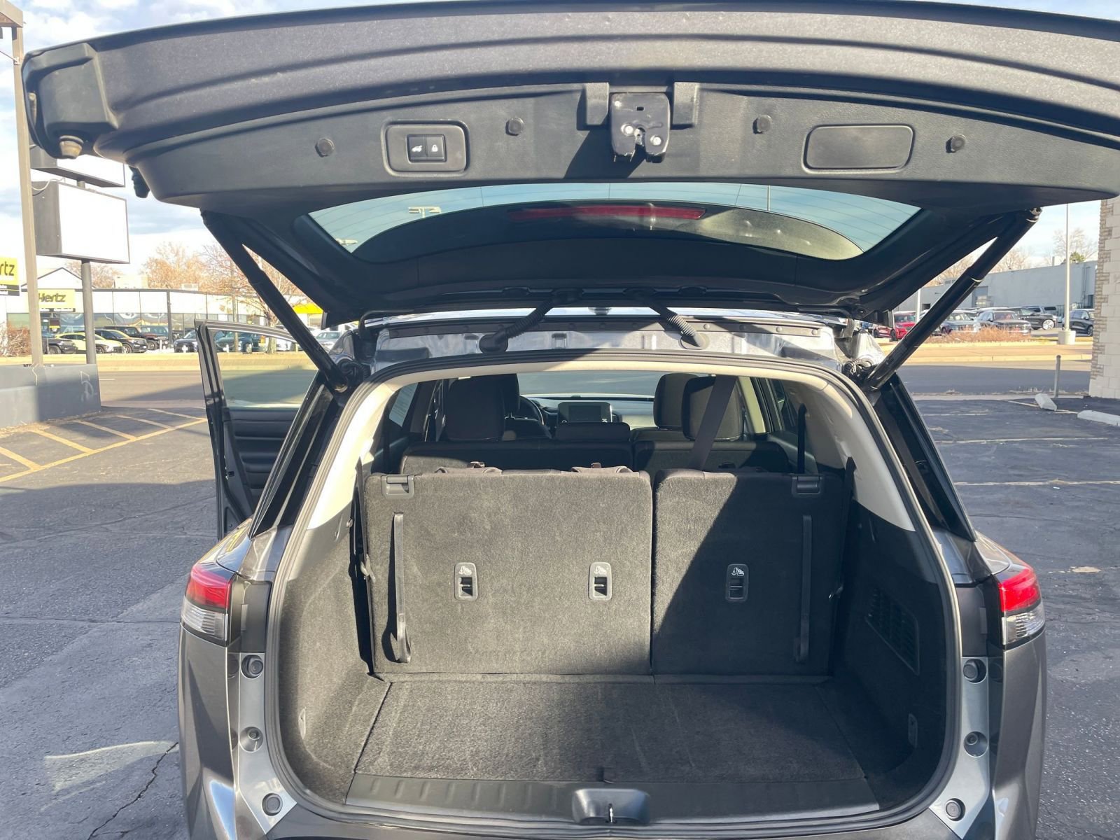 Thumbnail: 2025 Nissan Pathfinder - 31