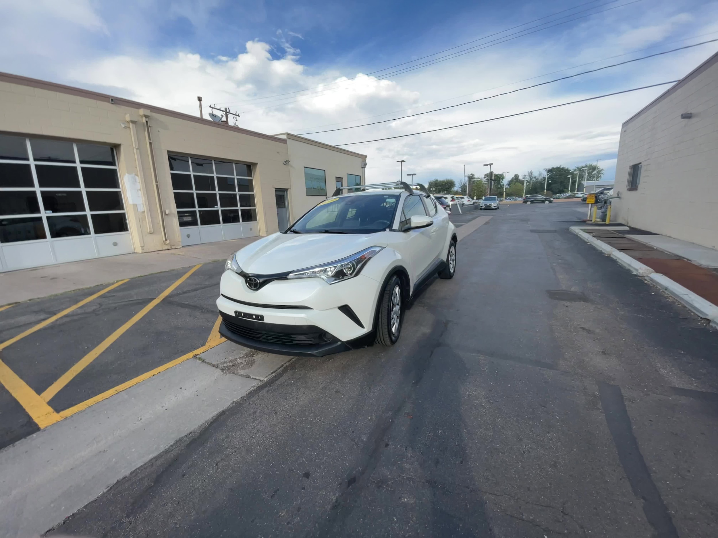 2019 Toyota C-HR LE 10