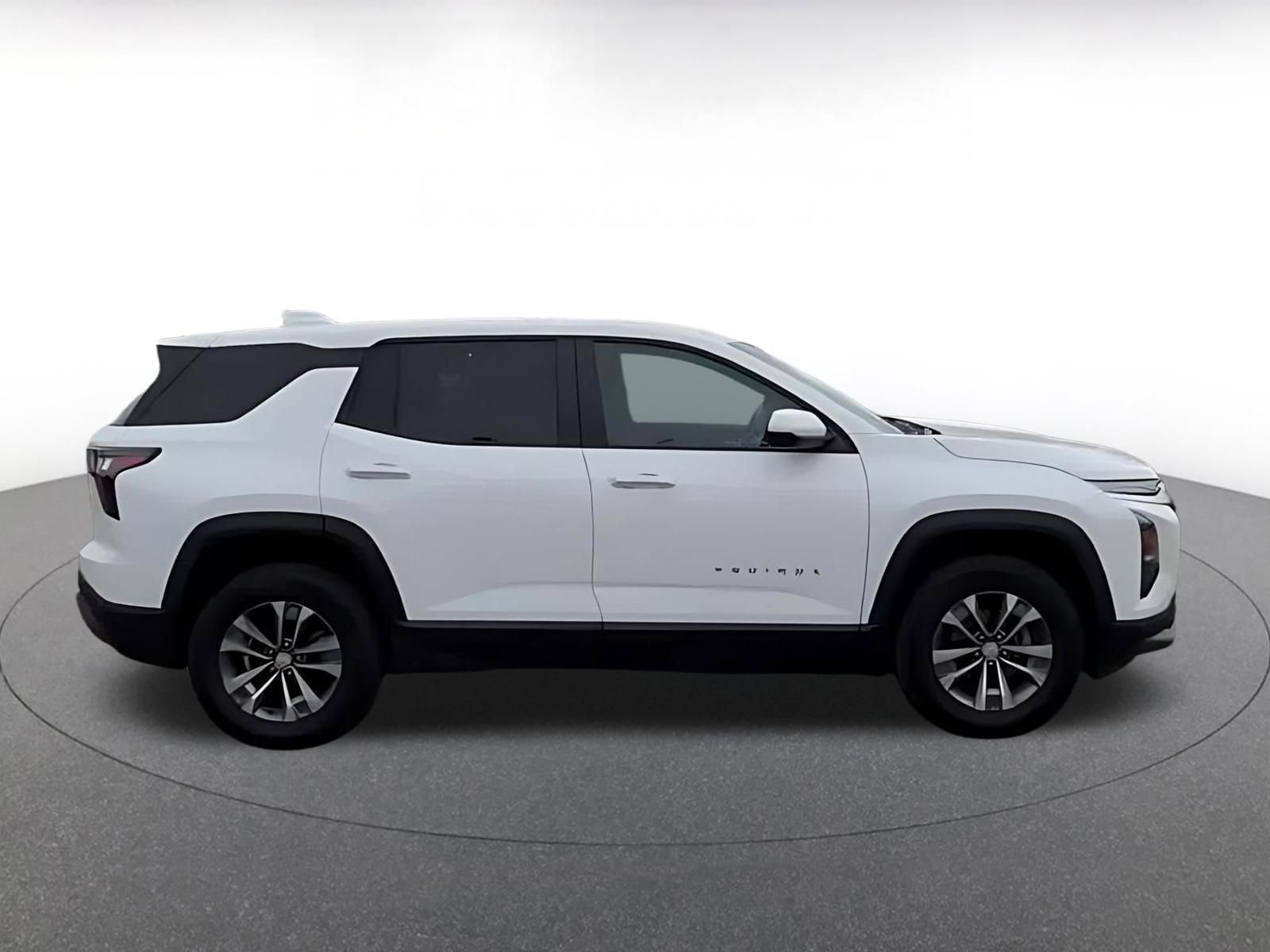 Thumbnail: 2025 Chevrolet Equinox - 12