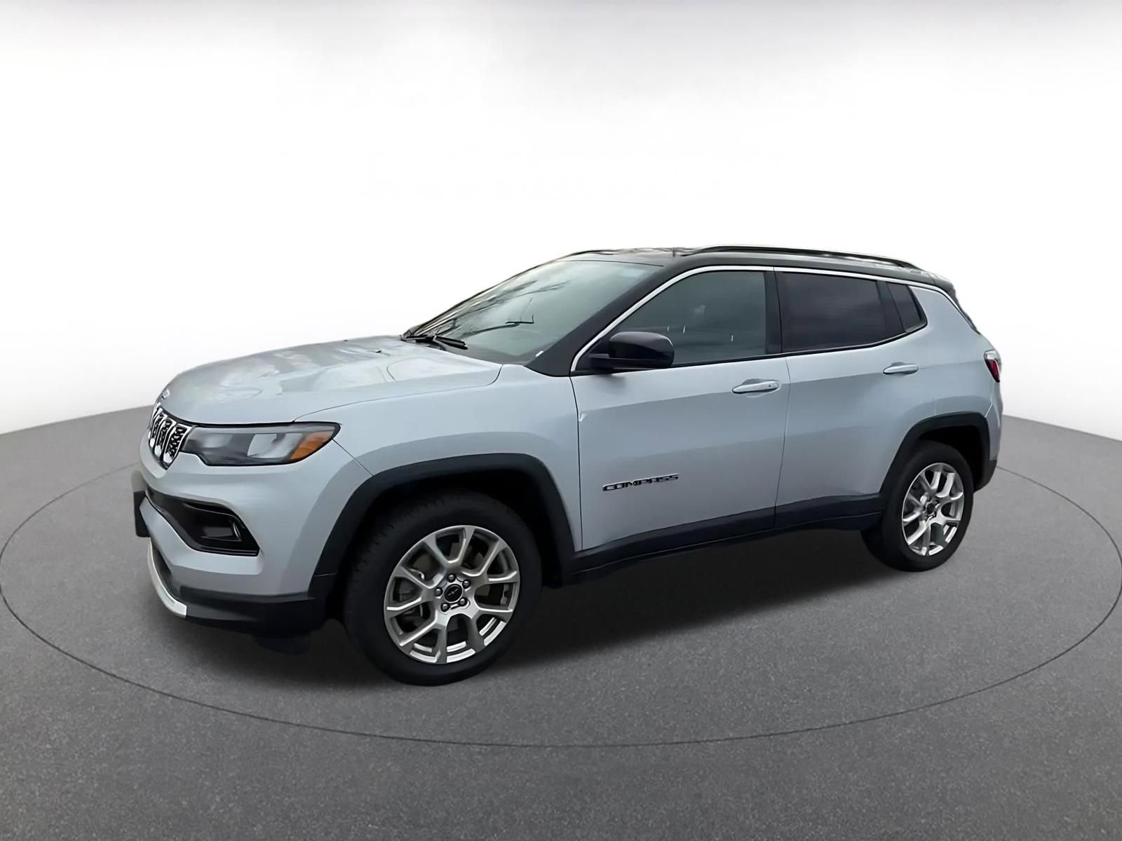 Thumbnail: 2025 Jeep Compass - 9