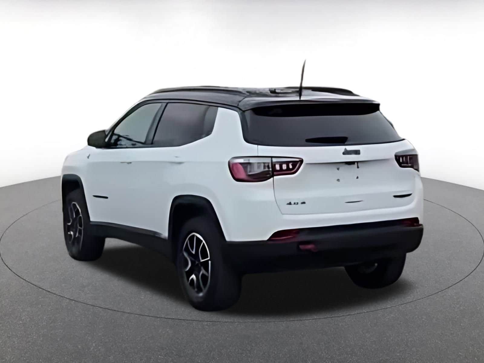 Thumbnail: 2025 Jeep Compass - 14