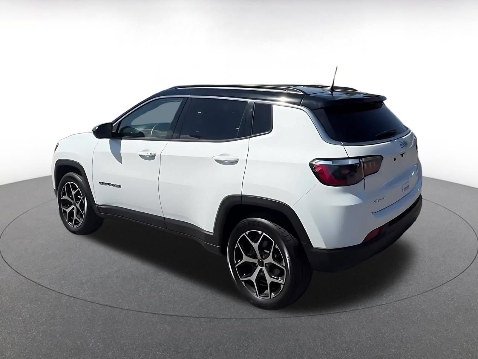 Thumbnail: 2025 Jeep Compass - 10