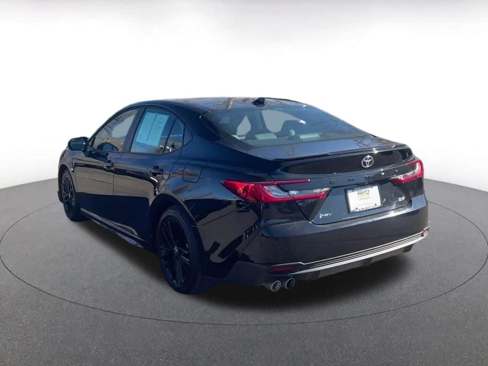 Thumbnail: 2025 Toyota Camry - 10