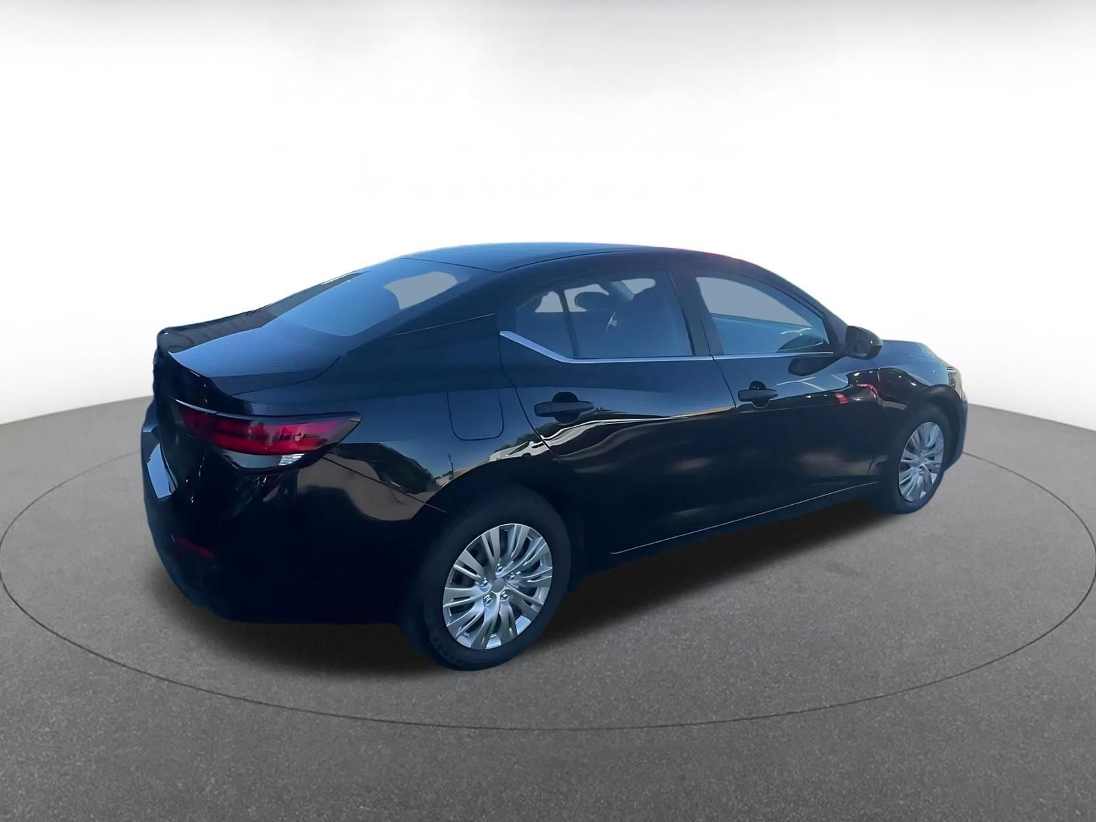 Thumbnail: 2025 Nissan Sentra - 14