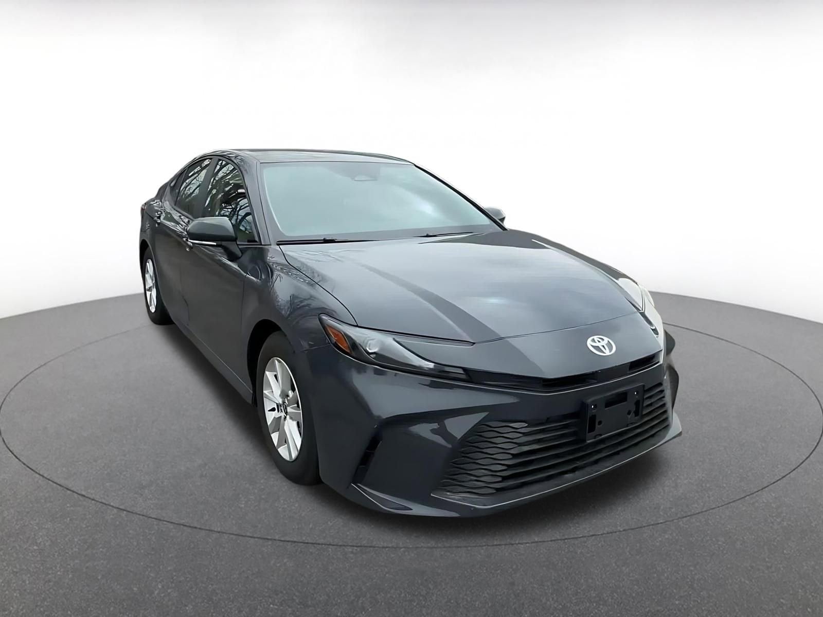 Thumbnail: 2025 Toyota Camry - 3
