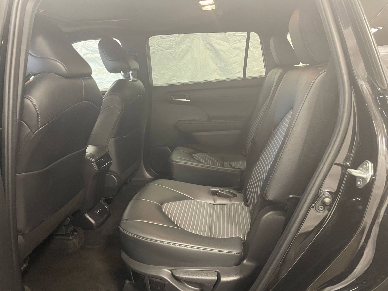 2024 Toyota Highlander XSE 25