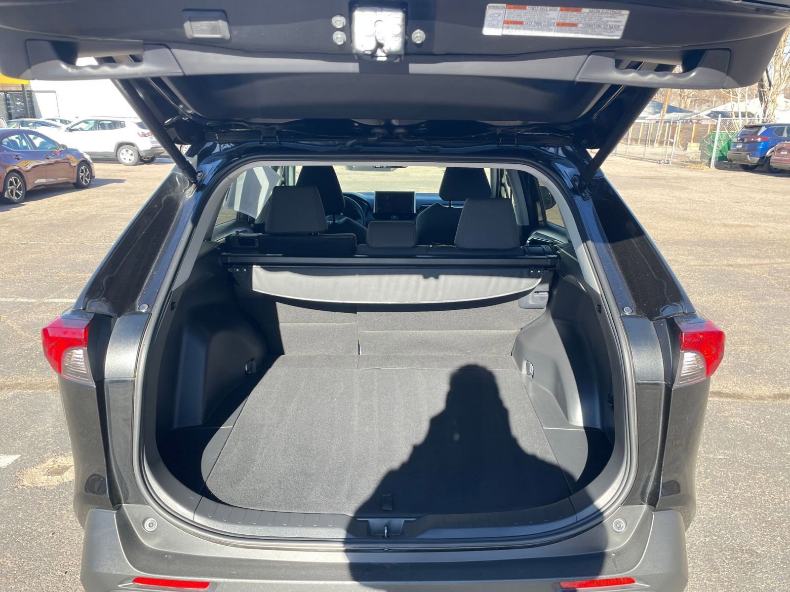 Thumbnail: 2025 Toyota RAV4 - 31