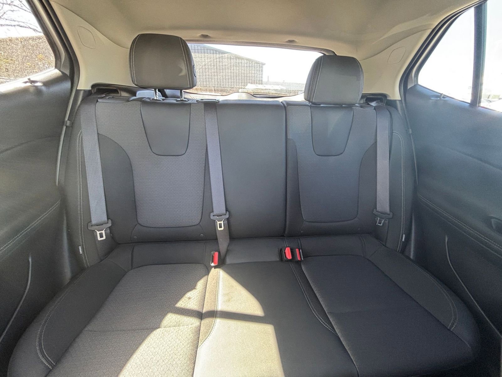 Thumbnail: 2025 Buick Encore GX - 35