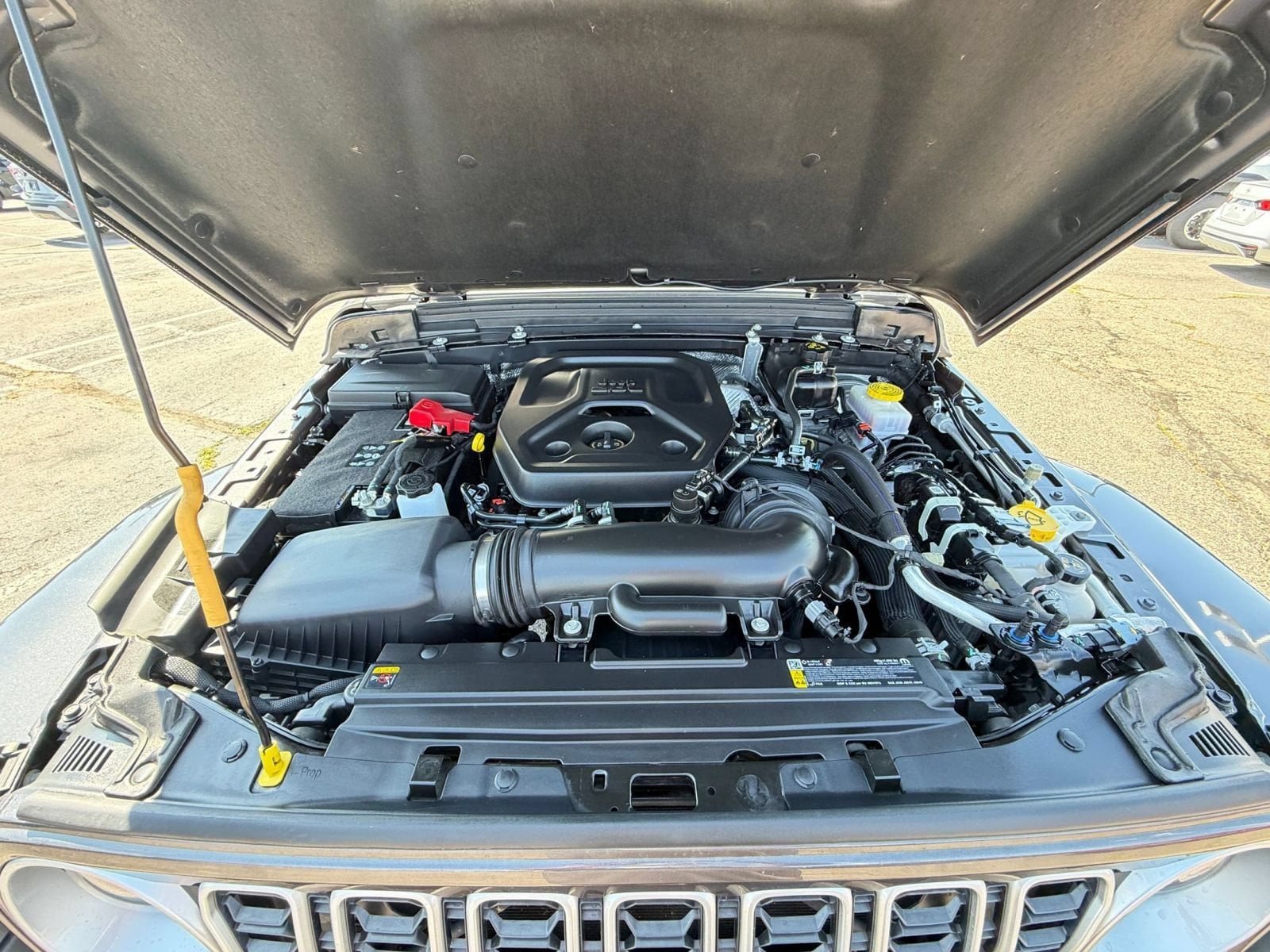Thumbnail: 2025 Jeep Wrangler - 31
