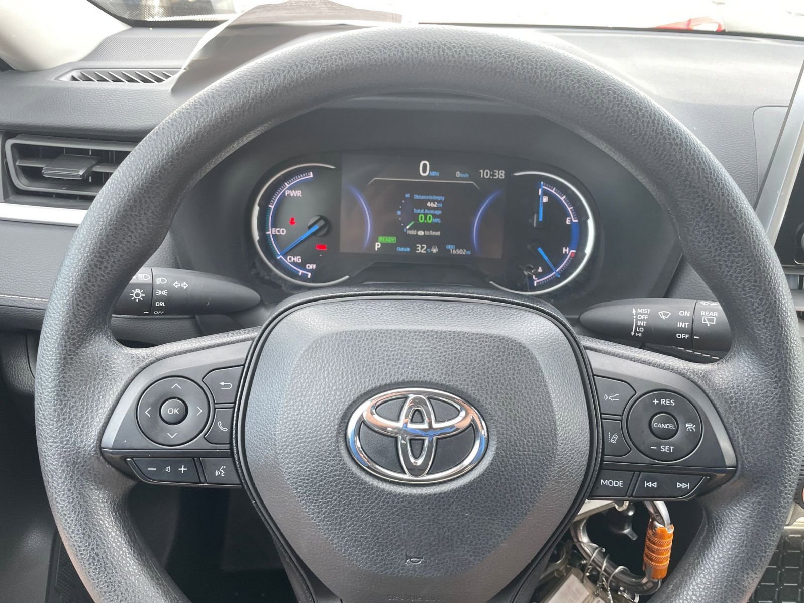 Thumbnail: 2025 Toyota RAV4 - 28