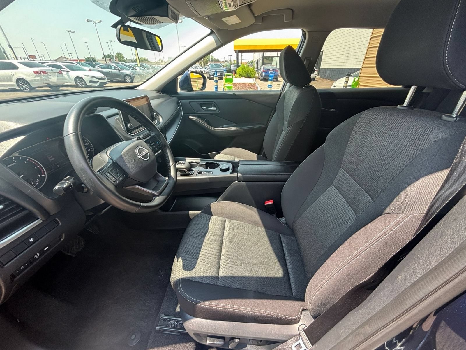 Thumbnail: 2025 Nissan Rogue - 25