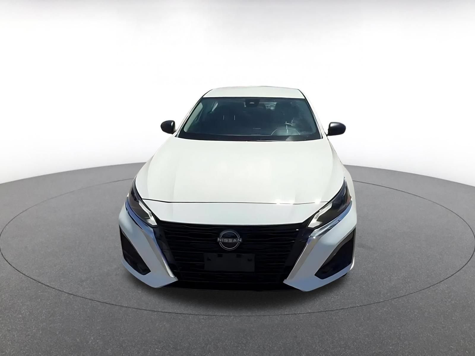 Thumbnail: 2025 Nissan Altima - 4