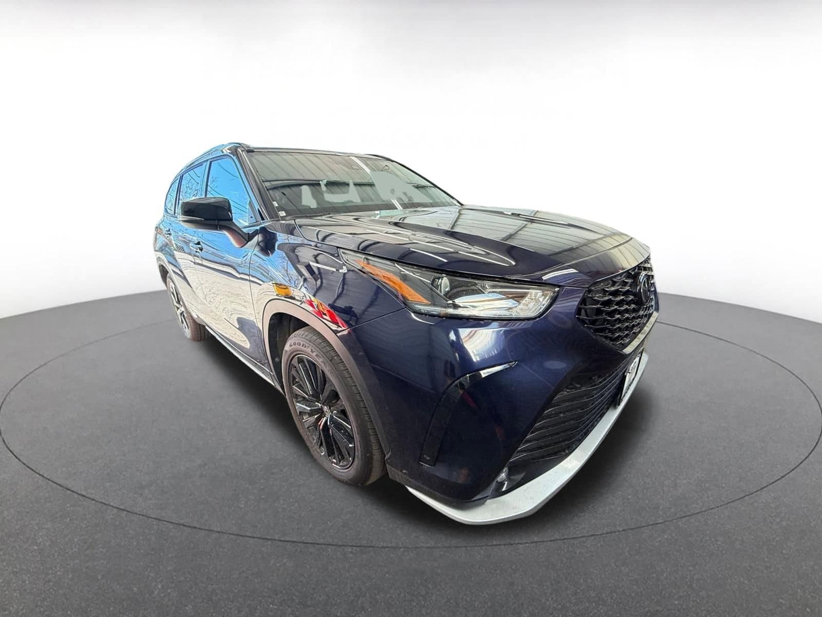 Thumbnail: 2025 Toyota Highlander - 1